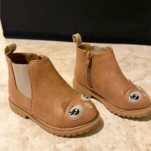 Wonder Nation Tan Kids Boots with Fun Face Design